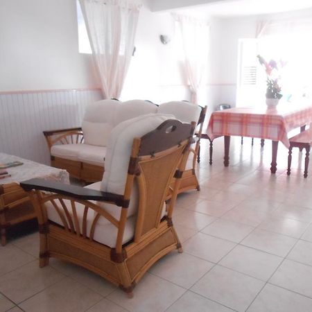 Chez Lucia Et Donatien Apartment Les Anses-d'Arlets Bagian luar foto