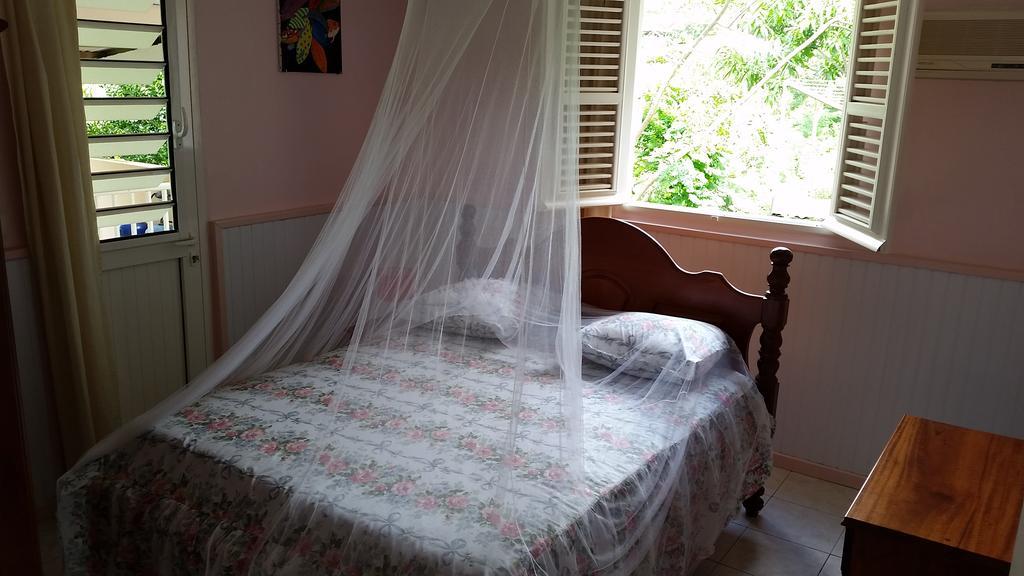 Chez Lucia Et Donatien Apartment Les Anses-d'Arlets Bagian luar foto