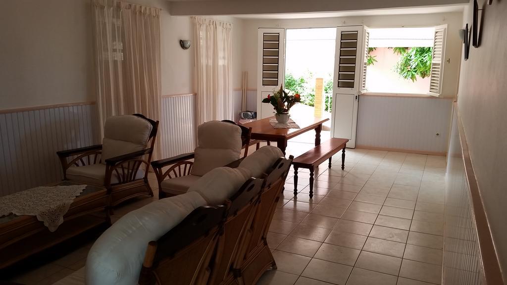 Chez Lucia Et Donatien Apartment Les Anses-d'Arlets Bagian luar foto